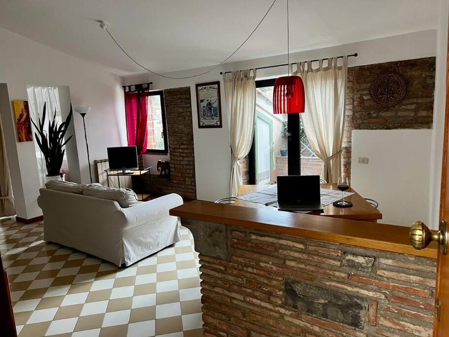 Apartmán La Mansarda San Miniato Exteriér fotografie